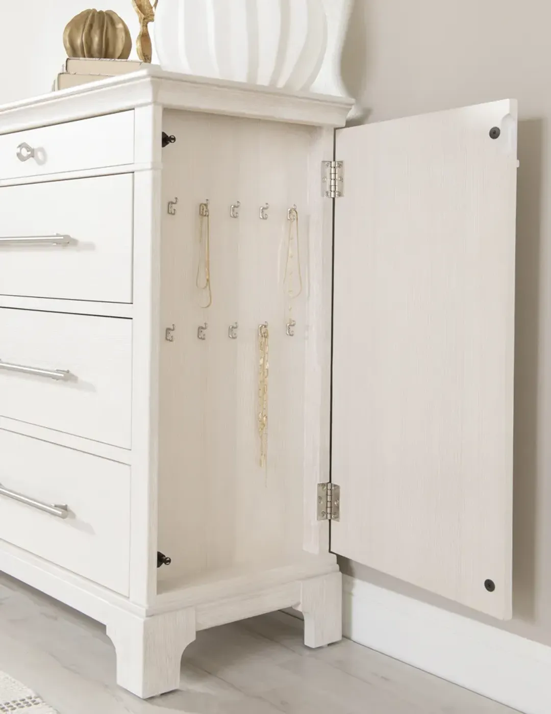 furniture4-527851